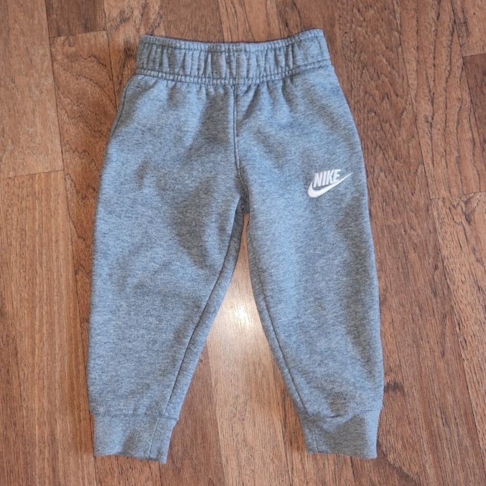 Nike Toddler Boys Girls Gray Fleece Jogger Sweatpants Size 2T B252-GEH 660